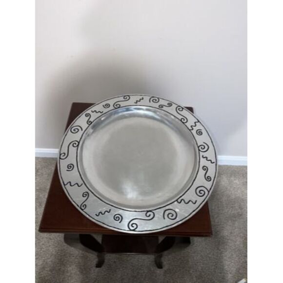 Vintage Wilton Armetale Large ” Serving Plate With Design Pewter - Picture 1 of 4